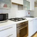 Cozy Apartment In Firenze With Wifi